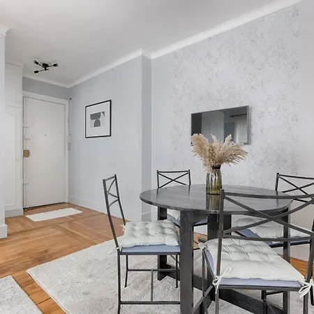 Apartment Matignon Saint-honore : Magnifique 1br