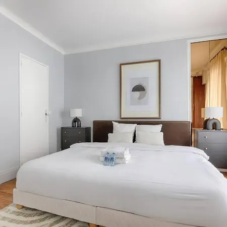 Matignon Saint-honore : Magnifique 1br Appartamento